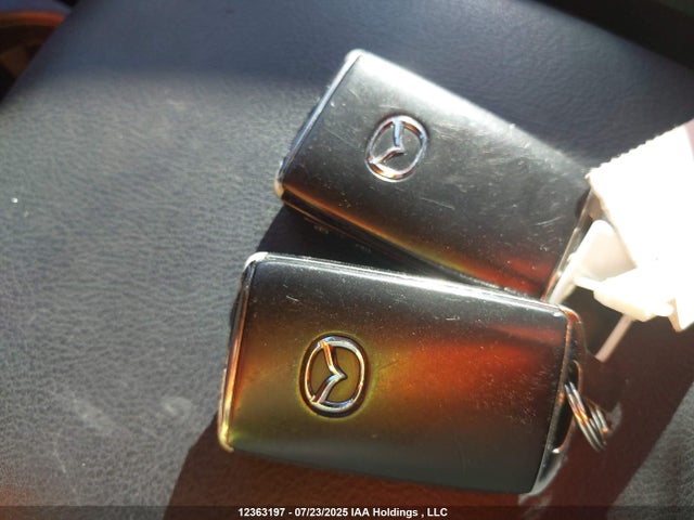 JM3KFBCM1P0261186 Mazda pyud