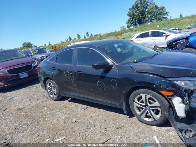 12363256 :رقم المزاد ، 2HGFC2F52HH007539 vin ، 2017 Honda Civic Lx مزاد بيع
