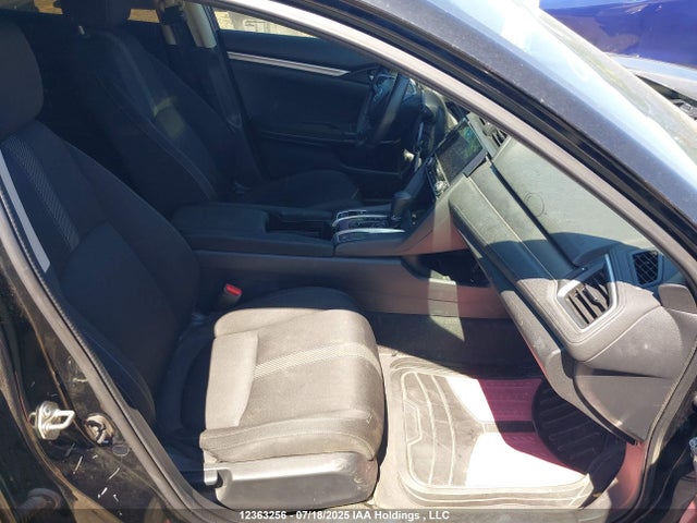 12363256 :رقم المزاد ، 2HGFC2F52HH007539 vin ، 2017 Honda Civic Lx مزاد بيع
