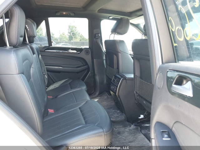 4JGDA5GB4HA932609 Mercedes-Benz m276