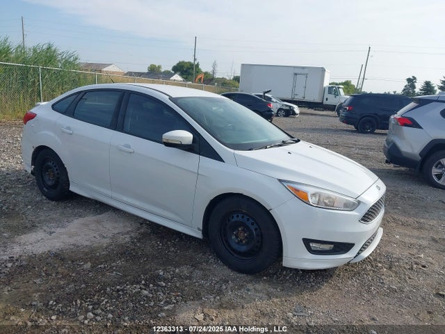 2015 1FADP3F20FL377268 main image