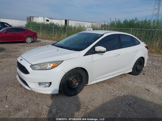 Ford 2015 2015 1FADP3F20FL377268 Image 2