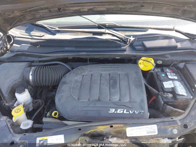 2C4RC1GG1FR525638 Chrysler Town and Country