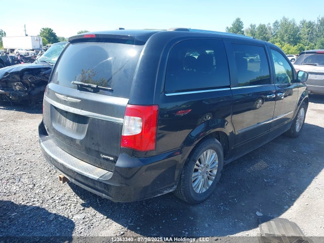 2C4RC1GG1FR525638 Chrysler Town and Country