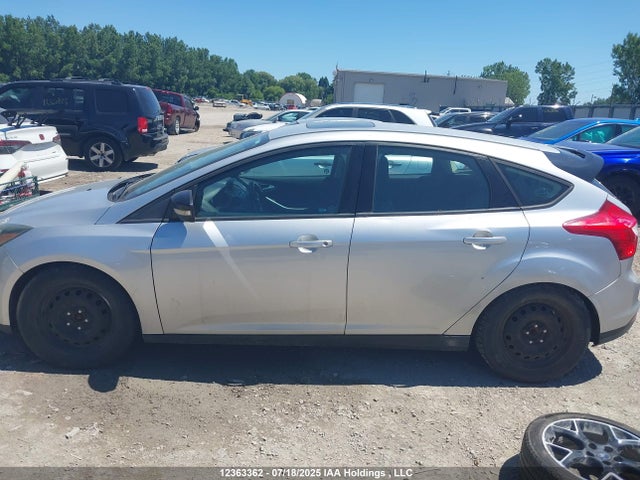 Ford Focus 2014 1FADP3K28EL267489 Image 14