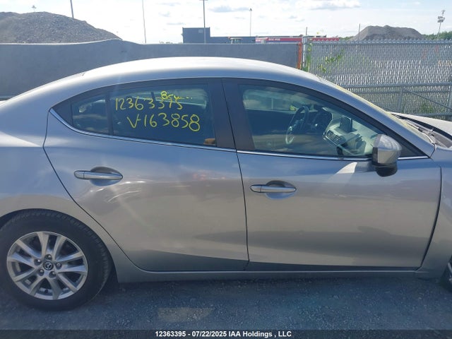 3MZBM1V74FM163858 Mazda pe