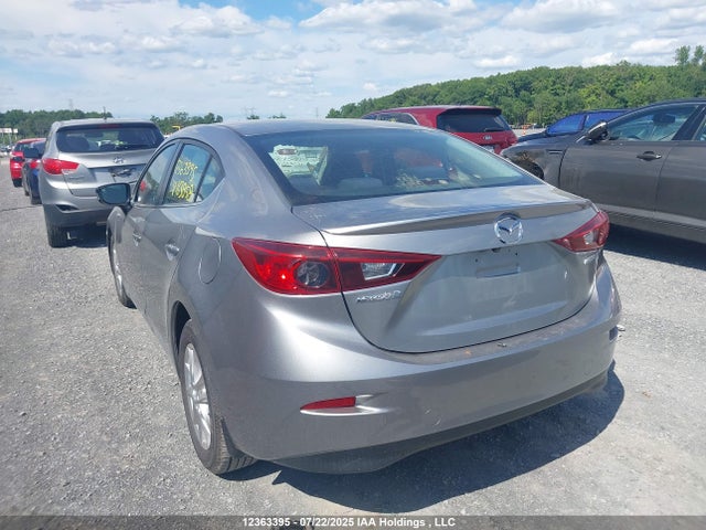 3MZBM1V74FM163858 Mazda pe