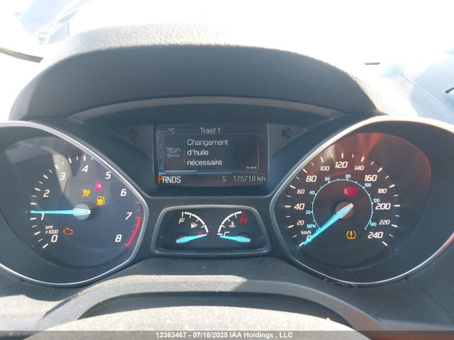 1FMCU0GX5FUA00349 Ford Escape