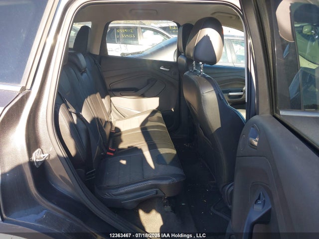 1FMCU0GX5FUA00349 Ford Escape