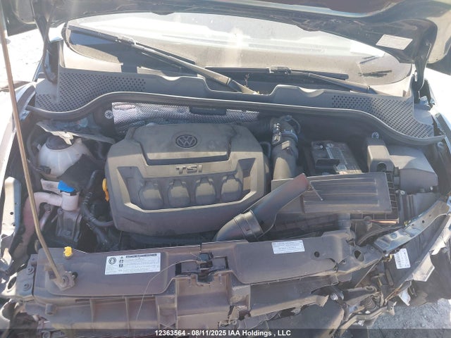 3VW5DAAT4JM502739 Volkswagen Beetle