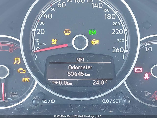 3VW5DAAT4JM502739 Volkswagen Beetle