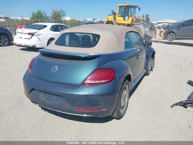 3VW5DAAT4JM502739 Volkswagen Beetle