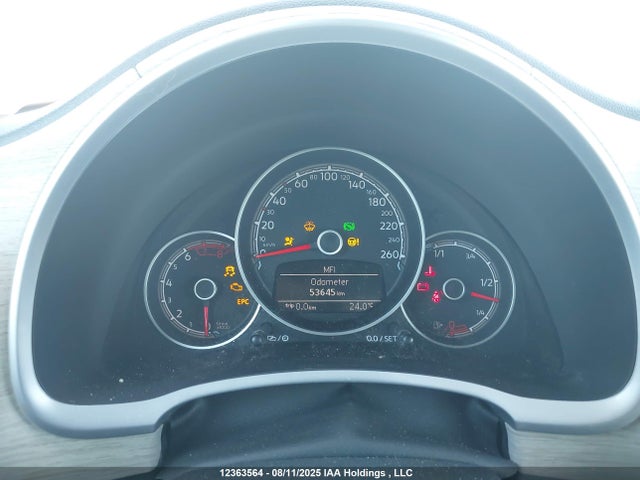 3VW5DAAT4JM502739 Volkswagen Beetle