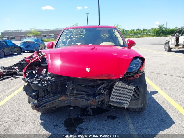 Porsche 2017 2017 WP1AA2A29HKA84413 Image 13