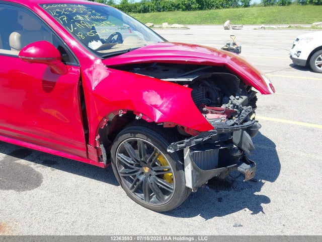 Porsche 2017 2017 WP1AA2A29HKA84413 Image 22