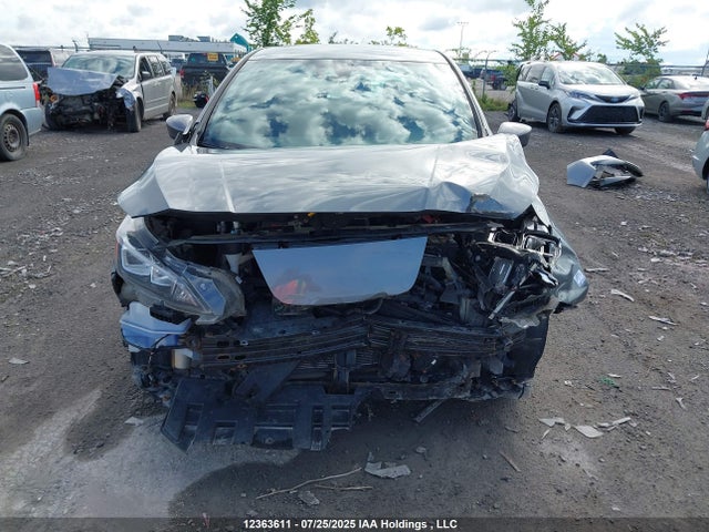 1N4AZ1CP2KC315494 Nissan 2019