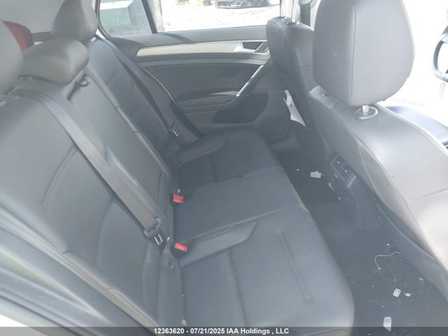 3VW217AU9GM046379 Volkswagen 1.8 tsi