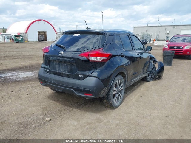 3N1CP5CU8KL555842 Nissan 2019