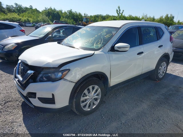 5N1AT2MVXJC811975 Nissan Rogue
