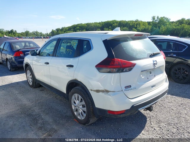 5N1AT2MVXJC811975 Nissan Rogue