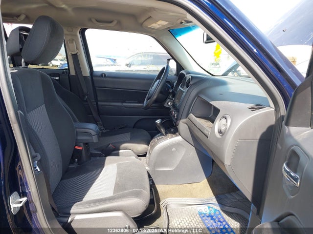 1C4NJRAB9GD672231 Jeep 2016