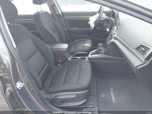 KMHD84LF2HU169891 Hyundai 2017