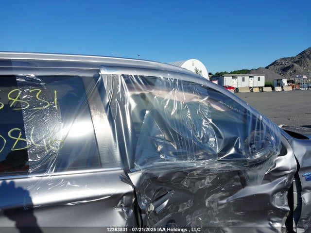 JA4J24A5XJZ620846 Mitsubishi s61 - y61