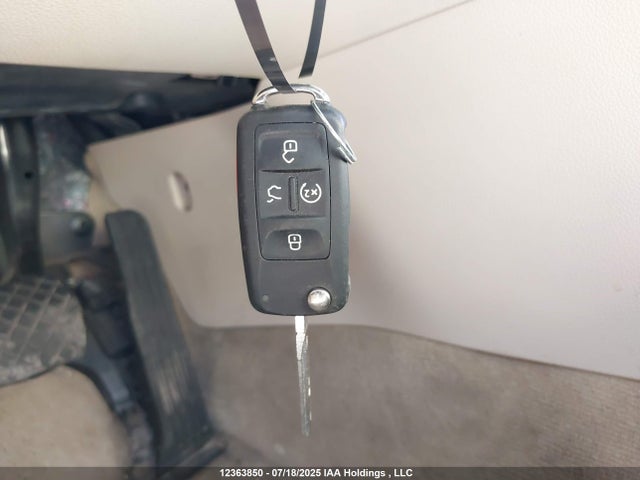 1VWCN7A36EC094839 Volkswagen Passat