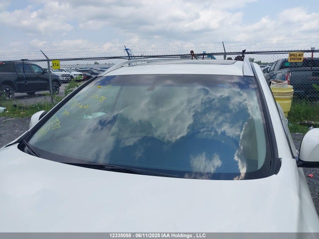 JN1BJ0RR1HM417237 Infiniti 2017