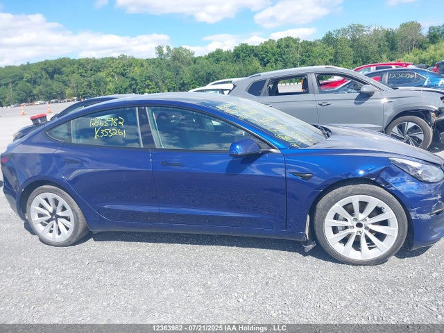5YJ3E1EA6NF353261 Tesla MODEL 3