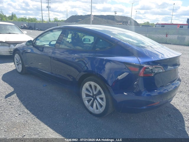 5YJ3E1EA6NF353261 Tesla MODEL 3
