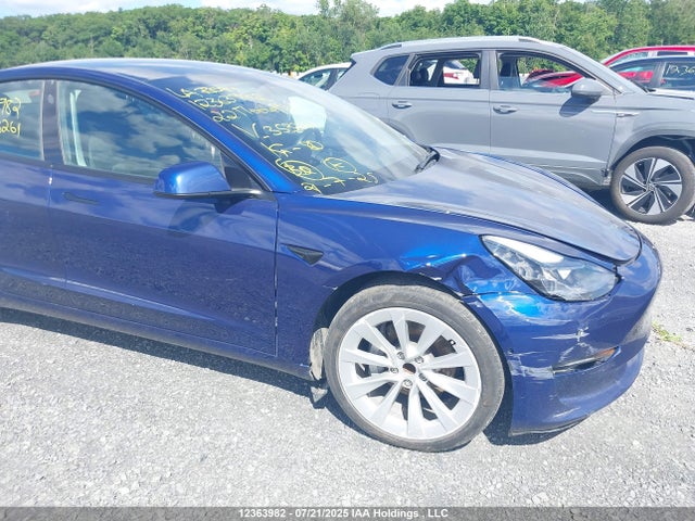 5YJ3E1EA6NF353261 Tesla MODEL 3