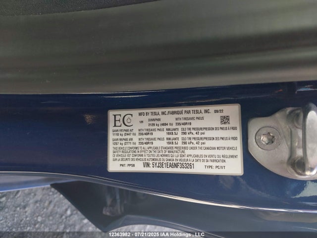 5YJ3E1EA6NF353261 Tesla MODEL 3