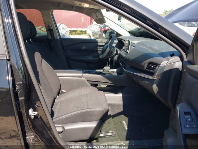 JN8BT3ABXSW154415 Nissan Rogue
