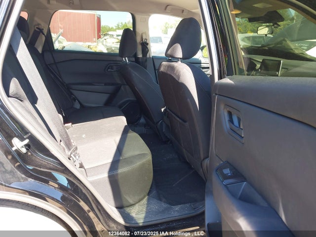 JN8BT3ABXSW154415 Nissan Rogue
