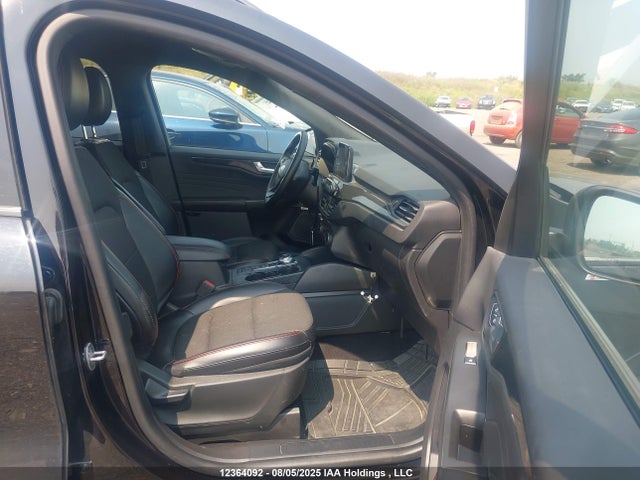 1FMCU9MZ2PUA57698 Ford dura d4 ivct atk