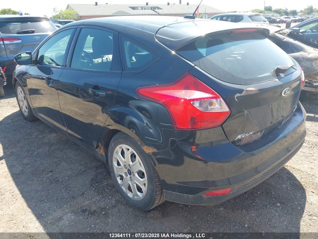 Ford Focus 2014 1FADP3K26EL101147 Image 3