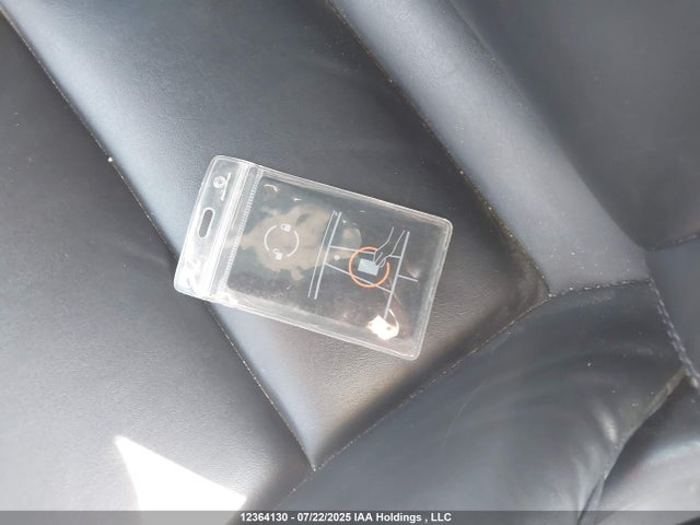 5YJ3E1EA8NF374452 Tesla MODEL 3