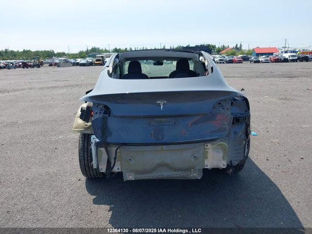 5YJ3E1EA8NF374452 Tesla MODEL 3
