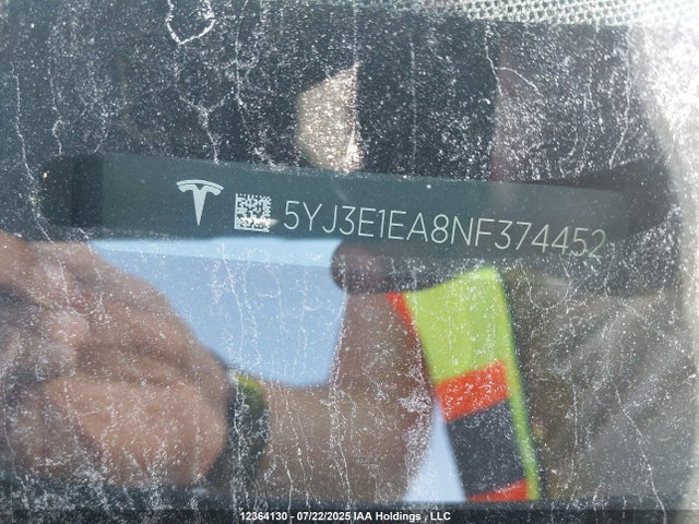 5YJ3E1EA8NF374452 Tesla MODEL 3