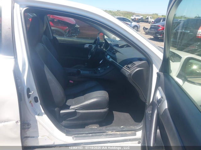 Продажа на аукционе авто 2012 Lexus Ct 200, vin: JTHKD5BH0C2083353, номер лота: 12364153