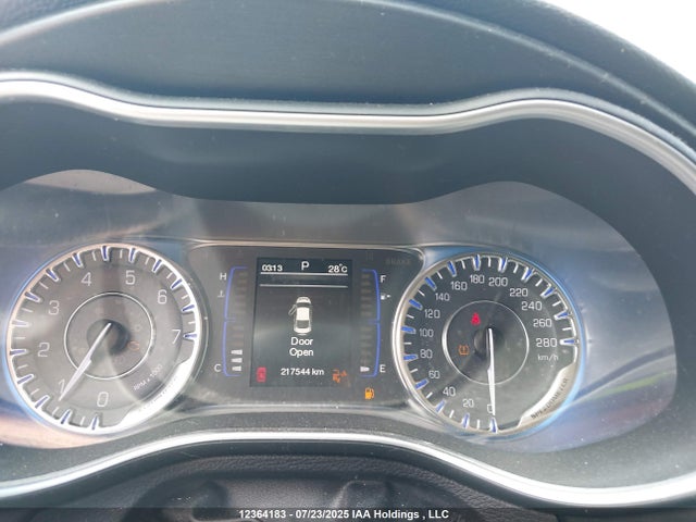 Chrysler 200 2015 1C3CCCFBXFN625715 Image 7