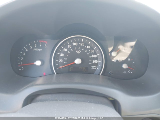 12364199 :رقم المزاد ، KNDMG4C72B6425667 vin ، 2011 Kia Sedona Lx/lx Convenience مزاد بيع