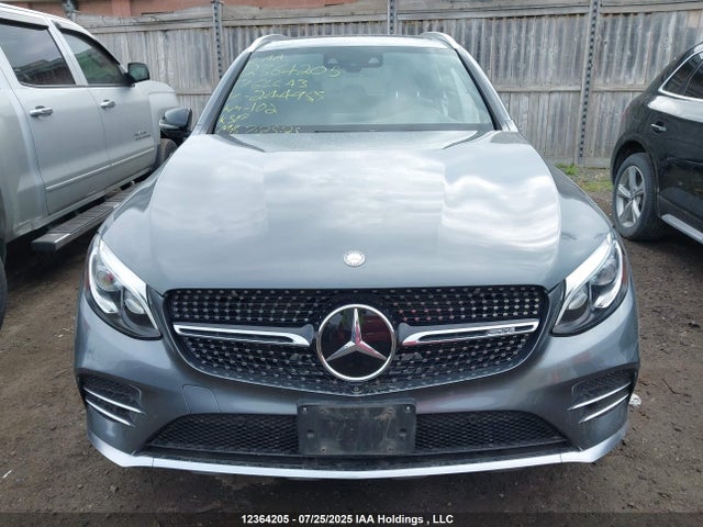 WDC0G6EB2HF244955 Mercedes-Benz m276
