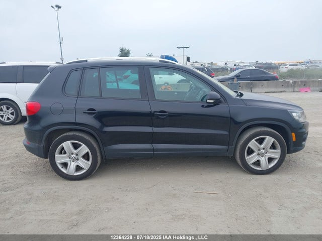 WVGJV3AX9EW593697 Volkswagen 2014
