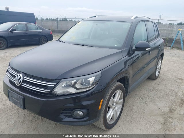 WVGJV3AX9EW593697 Volkswagen 2014