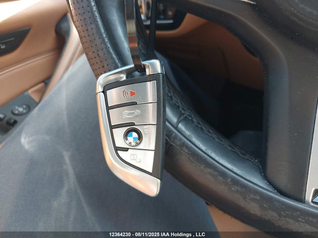 WBAJA7C52JWC77233 BMW 530I