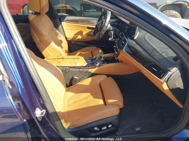 WBAJA7C52JWC77233 BMW 530I