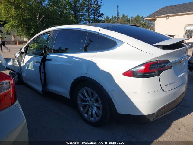 5YJXCBE24HF046066 Tesla MODEL X