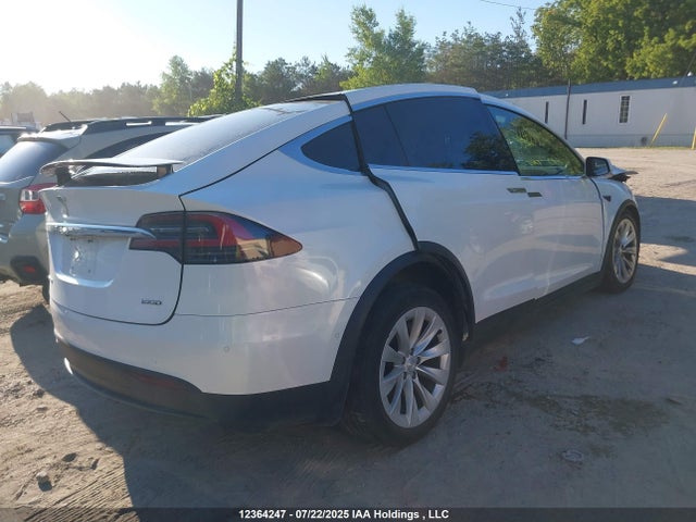 5YJXCBE24HF046066 Tesla MODEL X